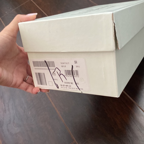 LK Bennett dust bag and shoe box - Picture 2 of 6